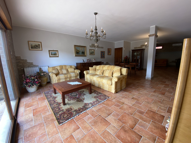 Villa in vendita a Fiumicino (RM)