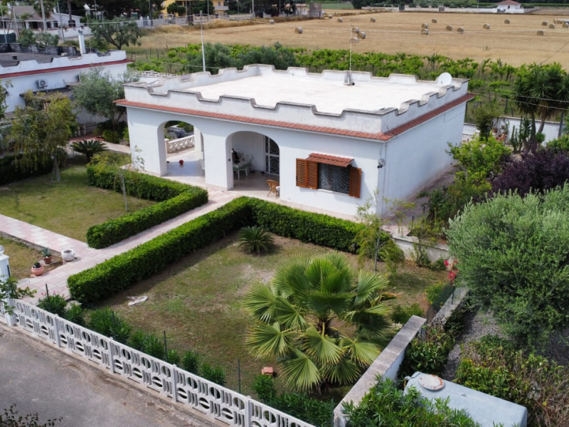 Villa in vendita a Pulsano (TA)