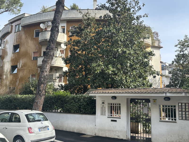 Ufficio in affitto a Cortina D'ampezzo, Roma (RM)