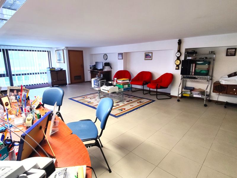 Negozio in vendita a Perugia (PG)