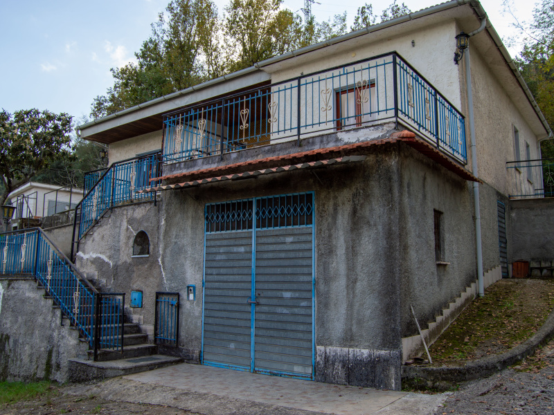 Villa in vendita a Lustra (SA)
