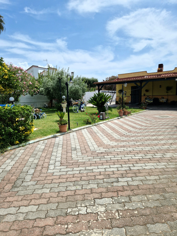 Villa in vendita a Nettuno (RM)