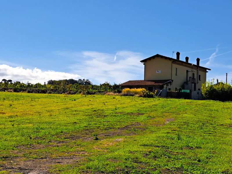 Rustico in vendita a Grottaferrata (RM)